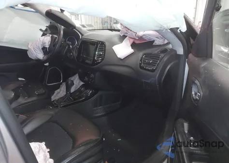 2020 Jeep Compass Altitude 4X4 from USA, damaged, VIN 3C4NJDBBXLT115236